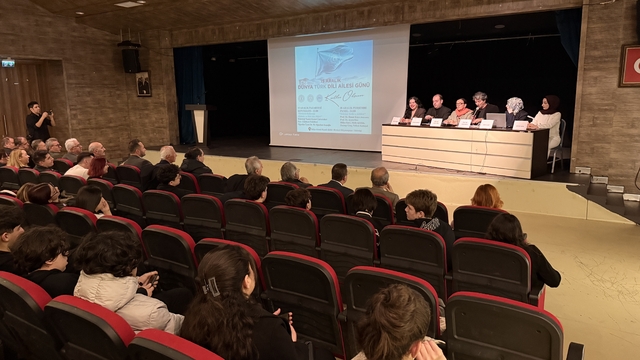 Tekirdağ'da düzenlenen panelde kentin tarihi ve kültürü konuşuldu