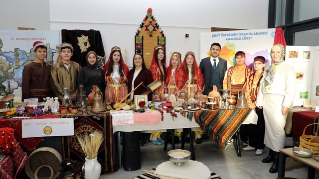 Geleceğin yerli üreticileri Karasu'da sahnedeydi