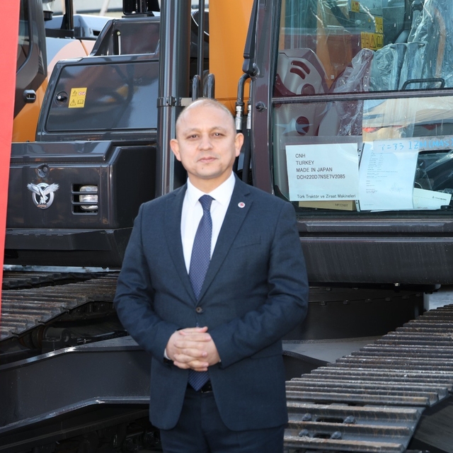 TBB'den Kırıkkale Belediyesi'ne 8 milyon liralık ekskavatör hibesi