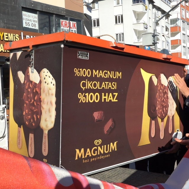 Atakum'da kaldırım işgaline geçit yok