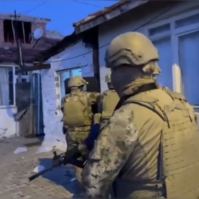 Kırklareli'nde özel harekat destekli uyuşturucu operasyonu