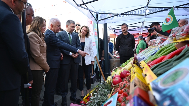 Demre'de coğrafi işaret başvurusu yapılan ürünler festivalde tanıtıldı