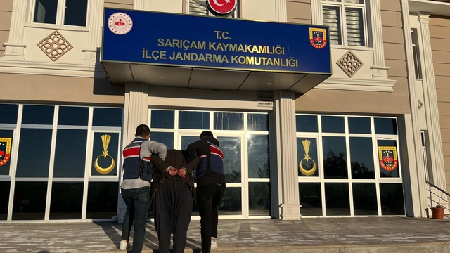 Adana'da 15 yıl kesinleşmiş hapis cezasıyla aranan hükümlü yakalandı