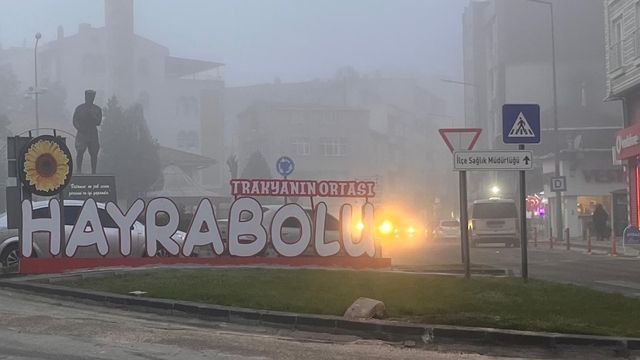 Tekirdağ'da yoğun sis etkili oldu