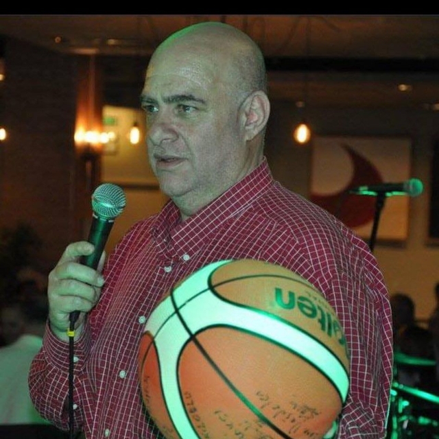 Eski milli basketbolcu balkondan düşerek hayatını kaybetti