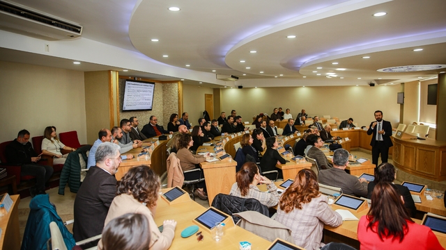 ADÜ'de hizmet içi eğitim programları düzenlendi