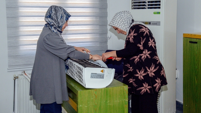 Diyarbakır'da klima, kombi ve petek bakımı kadınlara emanet