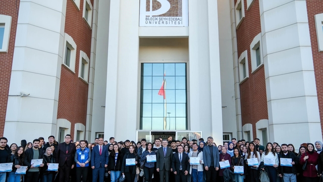 BŞEÜ'de ÜNİDES sertifika töreni
