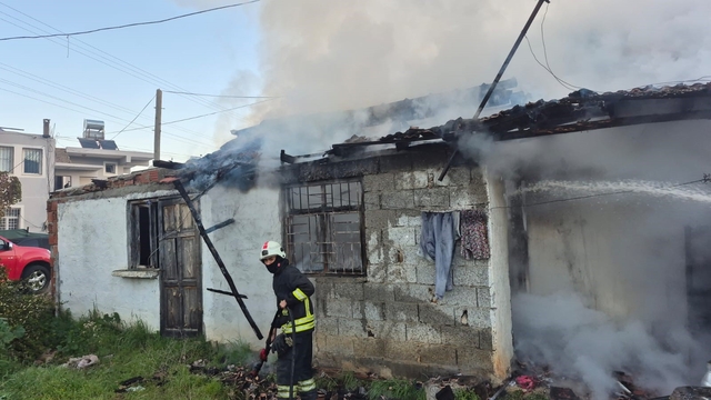 Fethiye'de ev yangını: 1 yaralı