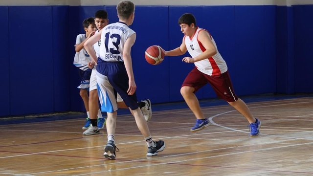 Bilecik'te yıldız basketbol heyecanı sürüyor