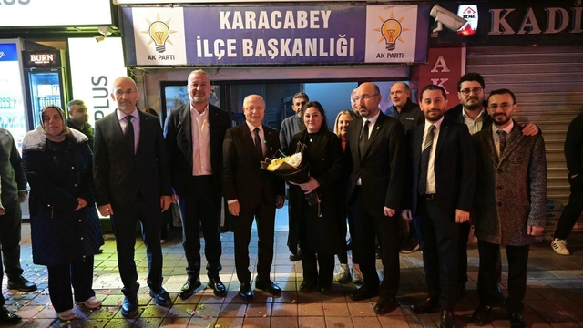 Başkan Gürkan: "Büyükşehirdeki tutarsız yönetim Bursa'ya zaman kaybettiriyor"