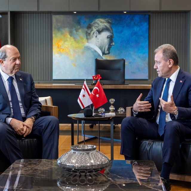 Seçer: "Kıbrıs davasını siyaset üstü görüyoruz"