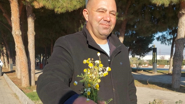 Sarıgöl'de zemheri papatyaları açtı