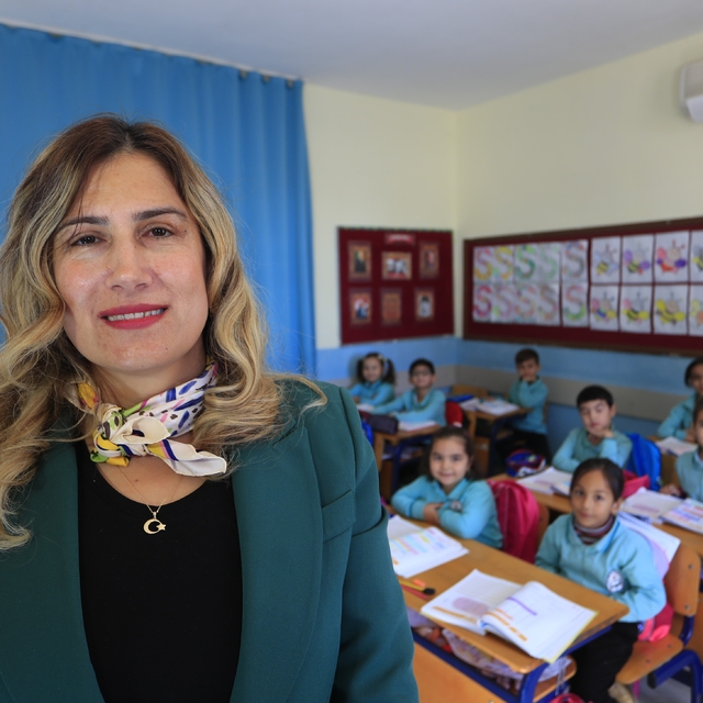 Aysel öğretmen, köy okullarında başladığı mesleğinde, eğitim dünyasının Nob...