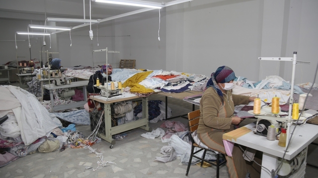 Denizli'de fason sektörü can çekişiyor
Denizli Terziler Odası Başkan Adayı Coza; "Halı yıkamacılar için site kurulacağız"