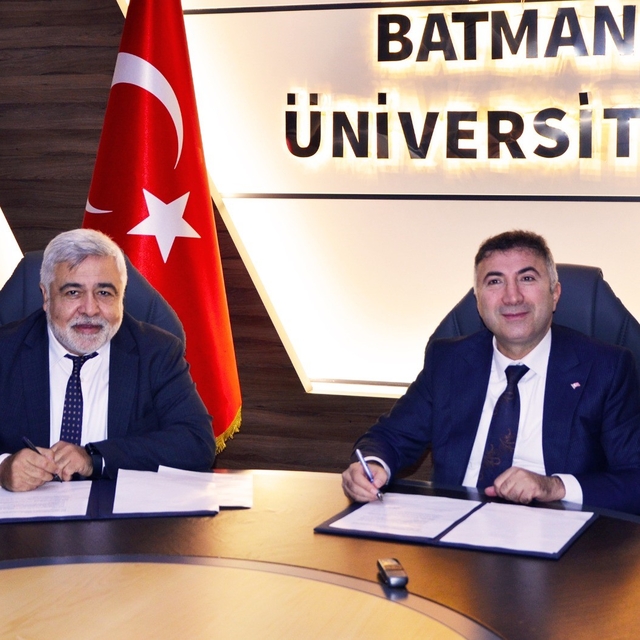 Dicle Elektrik ile Batman Üniversitesinden lisansüstü eğitimde güç birliği