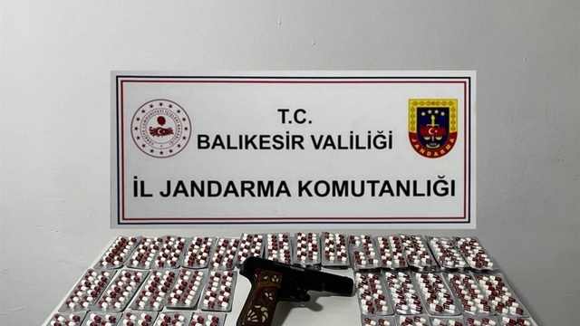 Balıkesir'de 8 ilçede uyuşturucu operasyonu; 31 şahıs yakalandı