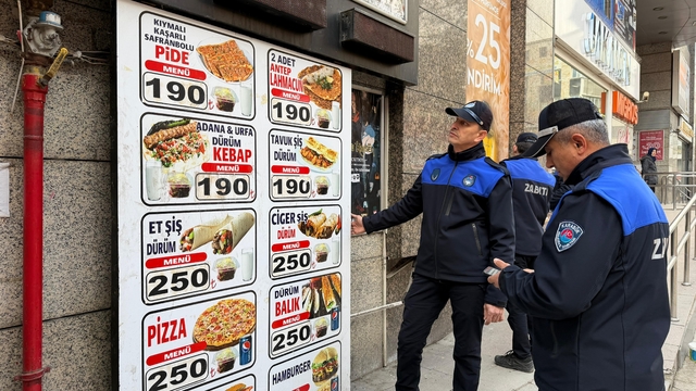 Karabük Belediyesi kamusal alanlarda düzenleme çalışmalarını sürdürüyor