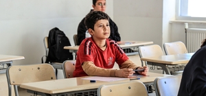 Çameli Belediyesi öğrencilere deneme sınavı desteği verdi