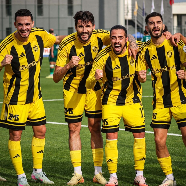 Eksik Aliağa Futbol lider Bursaspor'a karşı