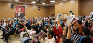 Dijital bağımlılık ve akran zorbalığına karşı kitaplı mücadele