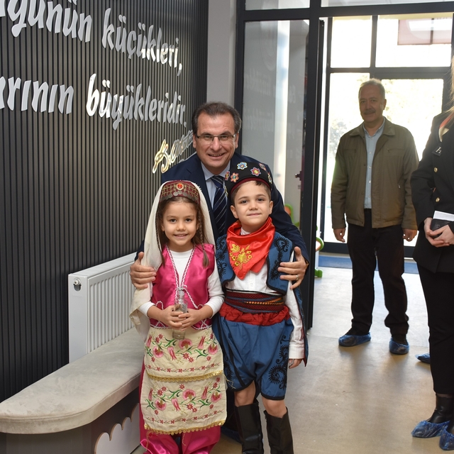 Salihli'de Tutum, Yatırım Ve Türk Malları Haftası kutlandı