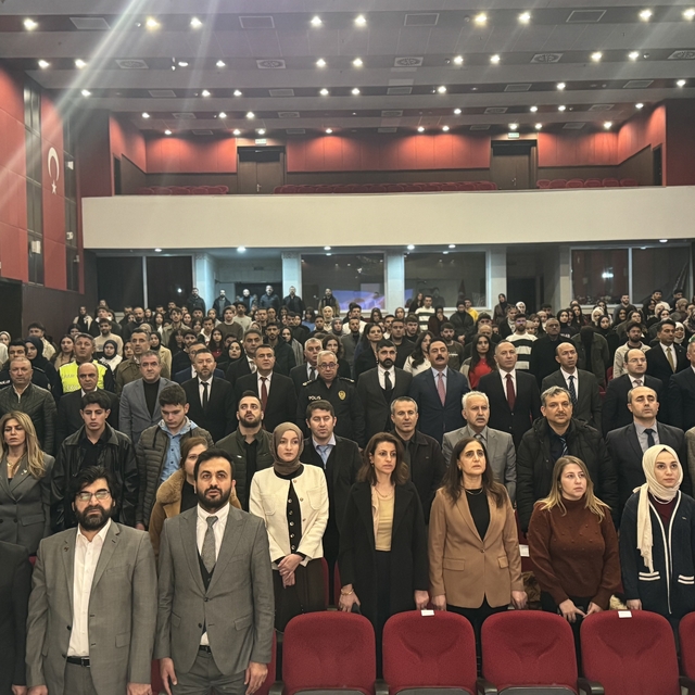 Mardin'de "Geçmişten Geleceğe Denetimli Serbestlik" paneli