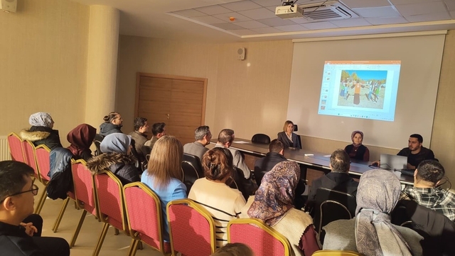 Altıntaş'ta "Yetim Kardeş" projesi tanıtıldı