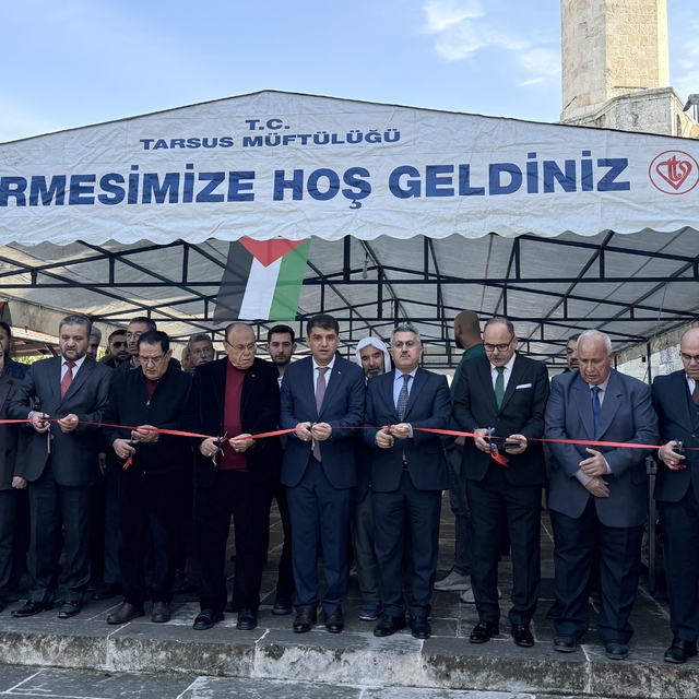 Tarsus'ta Gazze'ye destek amaçlı hayır çarşısı kuruldu