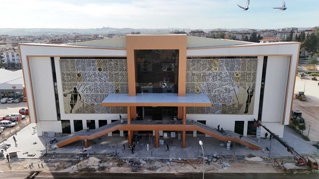 Kamil Ocak Spor Salonu, 25 Aralık'ta hizmete giriyor