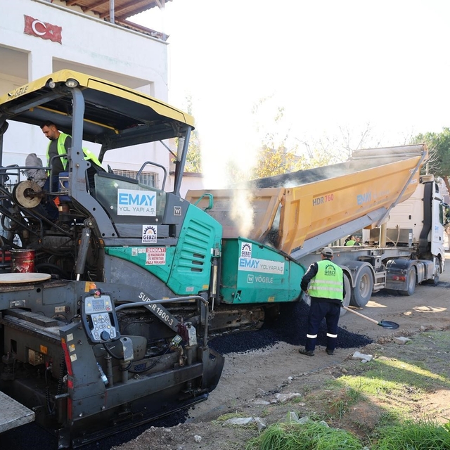 Gebze'de 90 sokakta yol çalışması