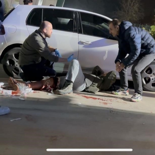 Çocukların önünde dehşet saçan şüpheli tutuklandı
Çocuklara rağmen bıçaklı...