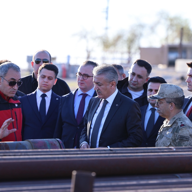 Vali Akkoyun Nusaybin'de muhtarlarla istişare toplantısı düzenledi