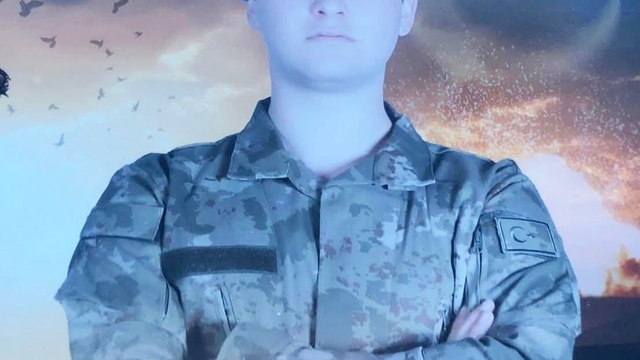 Van'da rahatsızlanarak hayatını kaybeden asker, memleketi Giresun'da toprağa verildi