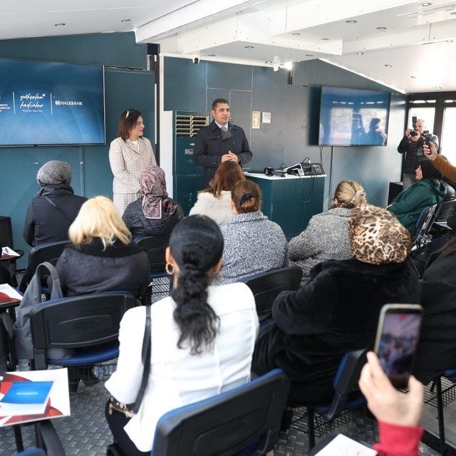 Yükselen kadınlar girişimcilik tırı Düzce'de