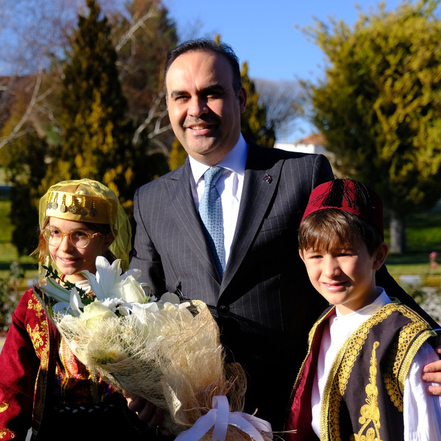 Bakan Kacır: Cephede askerimizin kullanabileceği gıdayı Karaman'da üretelim