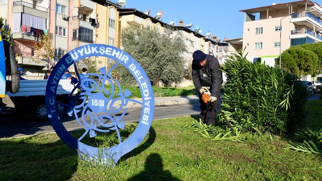 Aydın Büyükşehir'den Nazilli'de temizlik ve bakım çalışması