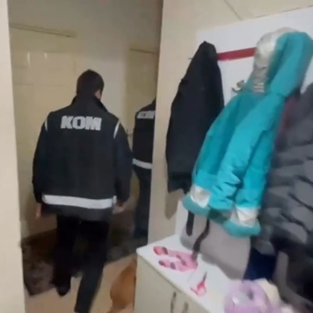 Firari hükümlü, saklandığı elbise dolabında yakalandı