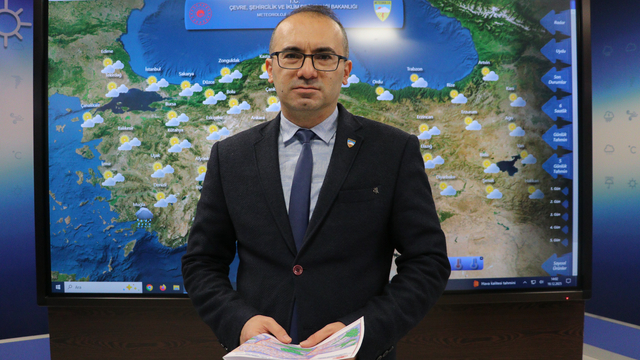 Hafta sonu yurdun batısı yağmurlu, diğer kesimleri az bulutlu geçecek