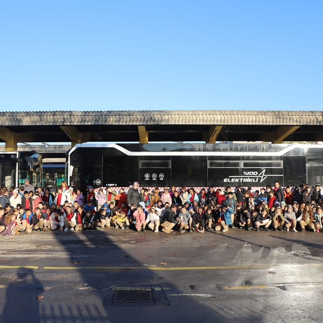 Çocuklardan yerinde toplu taşıma ve ulaşım incelemesi