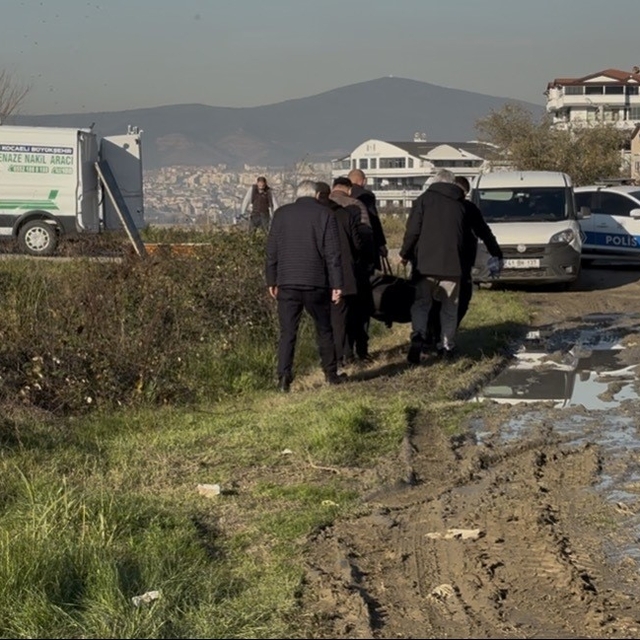 Kız arkadaşı tarafından çalılıkların arasında ölü bulundu