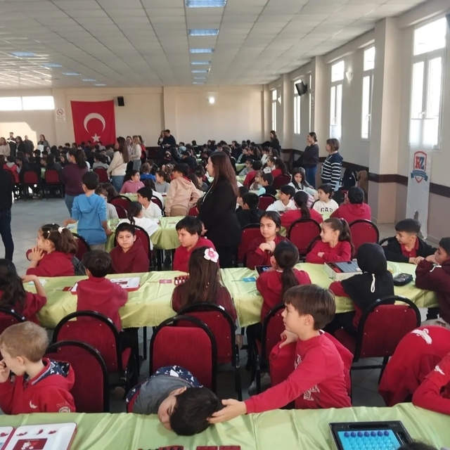 Söke'de Okullar Arası Akıl ve Zeka Oyunları Turnuvası düzenlendi