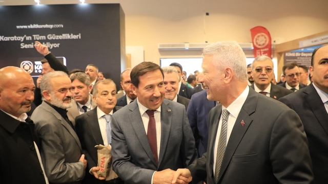 Karatay Belediyesi'nin İstanbul'daki "Konya İl Tanıtım Günleri" standına yoğun ilgi