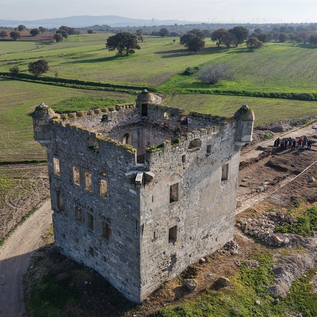 Cezayirli Hasan Paşa Köşkü'nü gün yüzüne çıkarmak için çalışmalar devam edi...