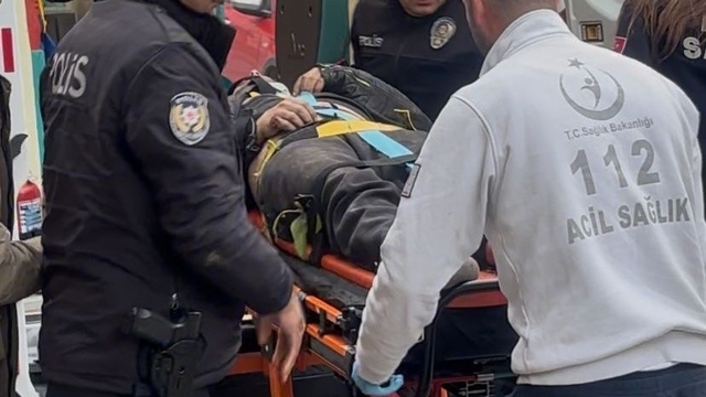 Çatıdan düşen genç hayatını kaybetti