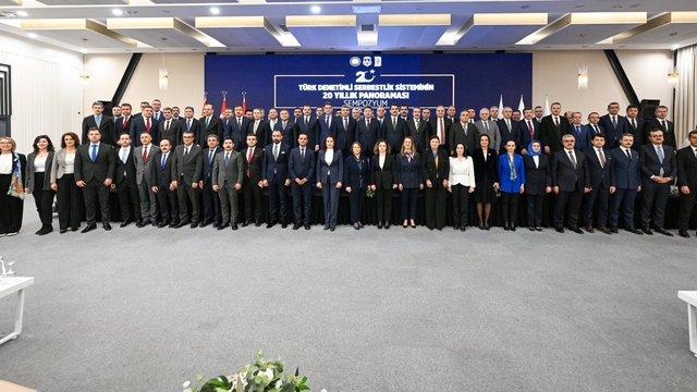 Eskişehir Cumhuriyet Başsavcısı Karakülah, '20. Yıla Bütüncül Bakış Sempozyumu'na katıldı