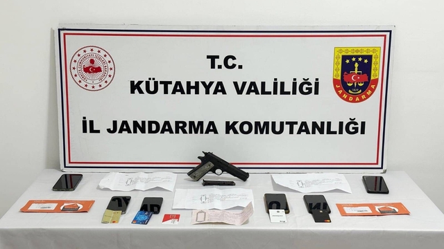 Jandarmadan siber dolandırıcılık operasyonu, 2 tutuklama