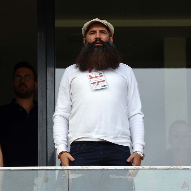 Karşıyaka'da eski yöneticiye vergi şoku