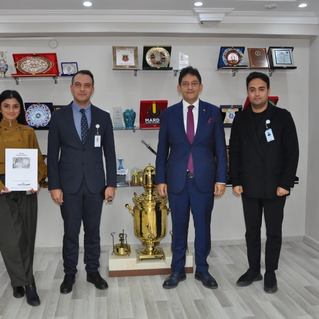 LÖSEV'den ETB Başkanı Hakan Oral'a anlamlı ziyaret