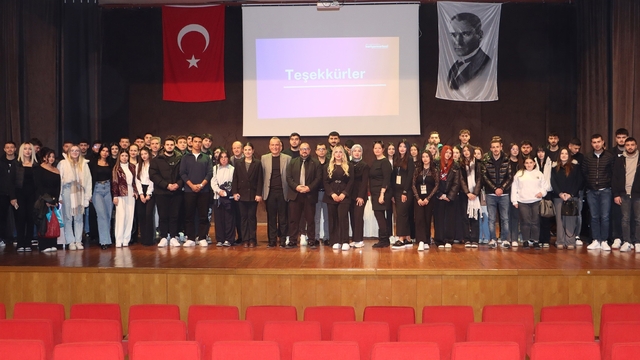 Mersin'de gençlere yönelik yeni kariyer projeleri tanıtıldı